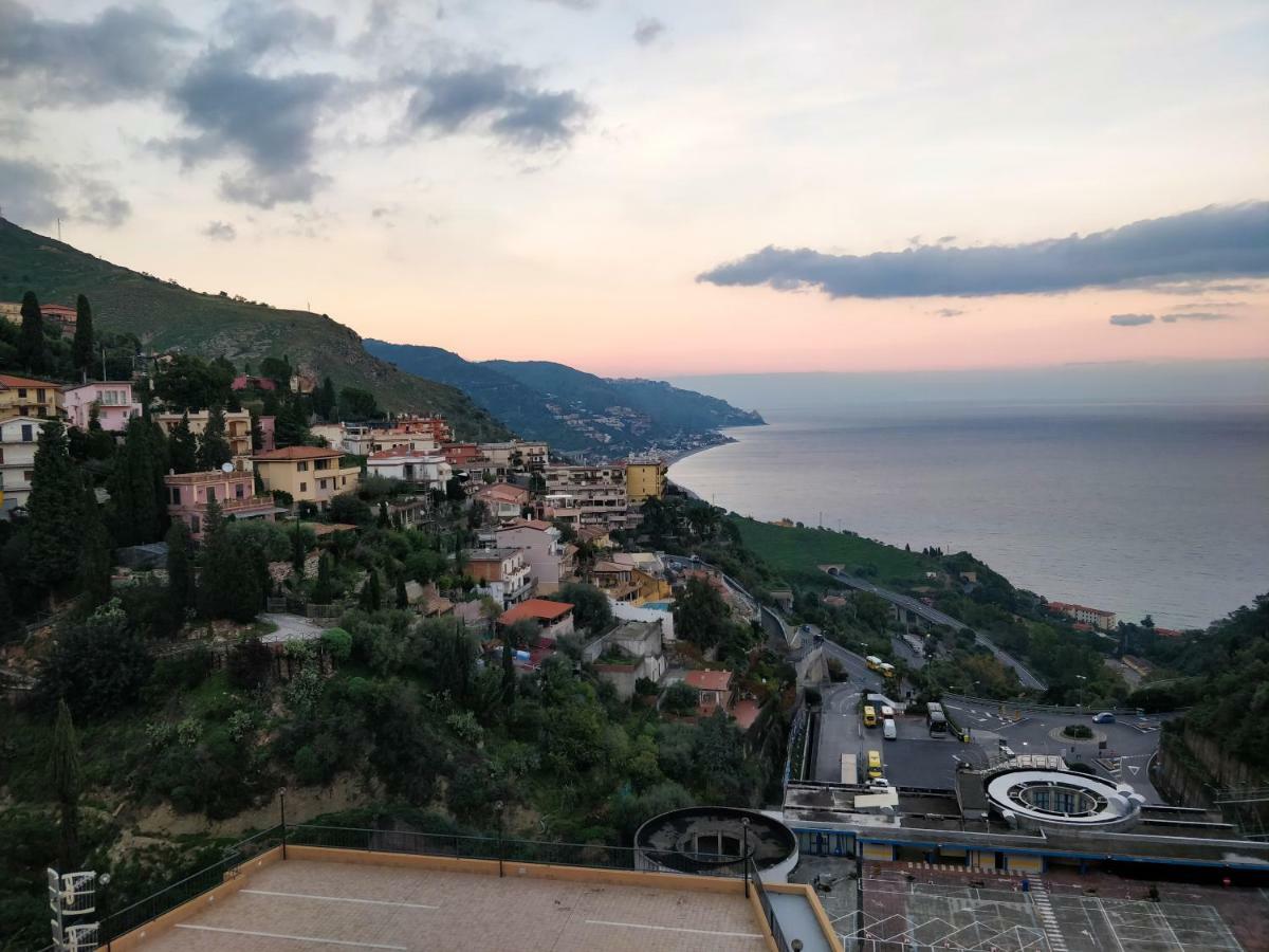 Sea View Apartment Taormina Exterior foto